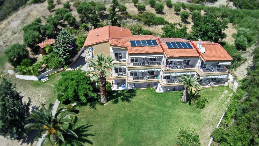 Alexandrina Apartment Mola Kalyva Bagian luar foto